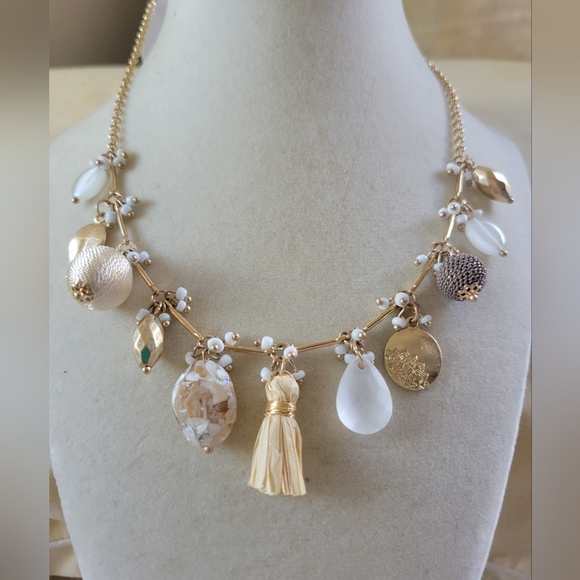 NWT Pretty Gold Tone Asymmetric Mixed Media Charm Necklace - Picture 5 of 11